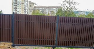 Купить распашные ворота из штакетника Салехард, цена от 2778 руб.