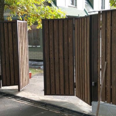 Купите и Закажите Ворота Гармошка: Лучшая Цена от 47842 руб, Установка под Ключ и Доставка в Салехарде и по Области